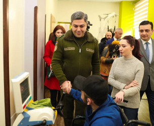 ՀՀ ԱԱԾ տնօրեն Արթուր Վանեցյանն այցելել է Հայրենիքի պաշտպանի վերականգնողական կենտրոն